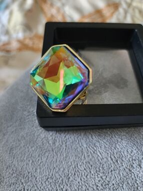 Iridescent Aurora Borealis, AB, Crystal Gold-Tone Faceted Adjustible Ring NWOT